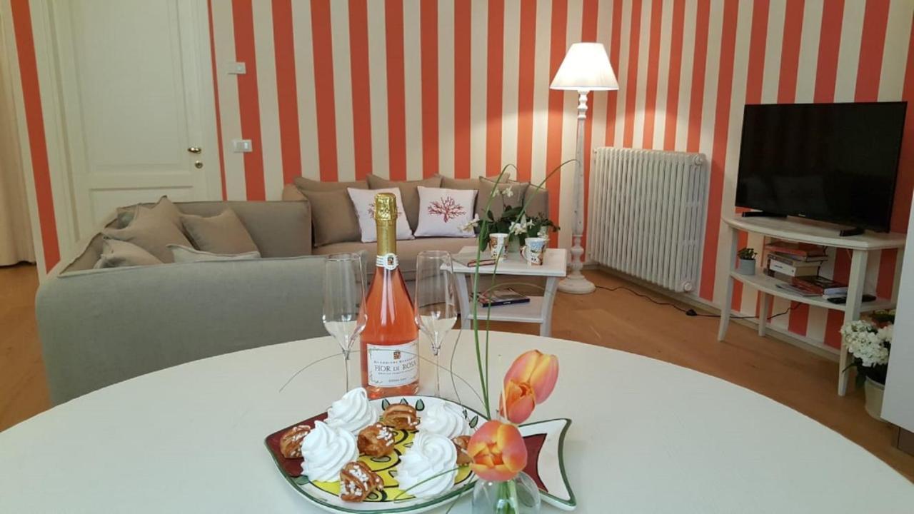 Rambaldi Apartments In Casa Nr 6 With Shared Terrace Bardolino Kültér fotó